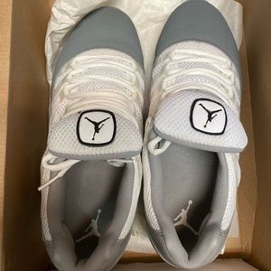 Men’s Size 8 Jordan Sneakers